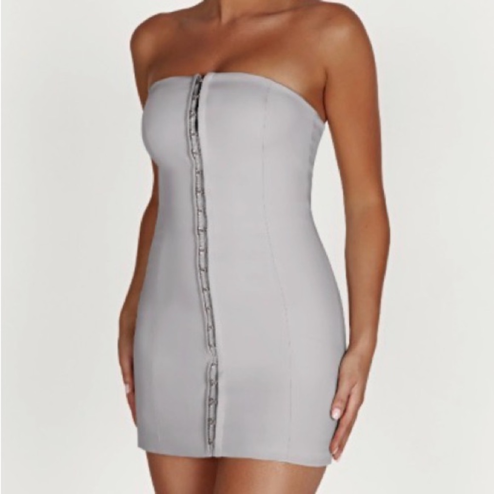 Meshki Strapless Light Gray Dress